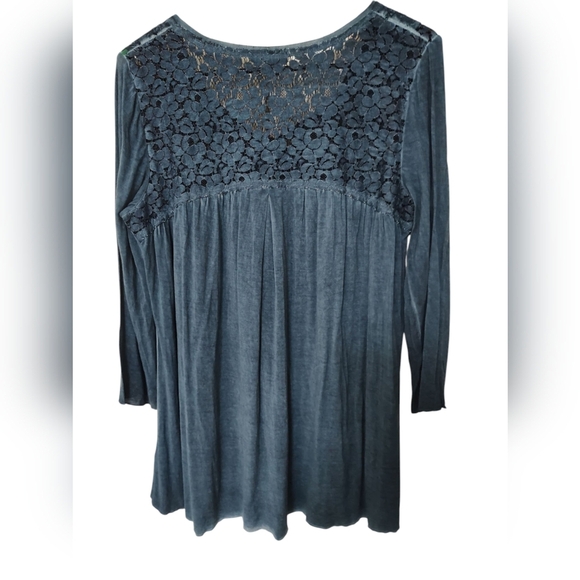 NWT Energe Blue Lace Large Detail Women's Top - Picture 6 of 6